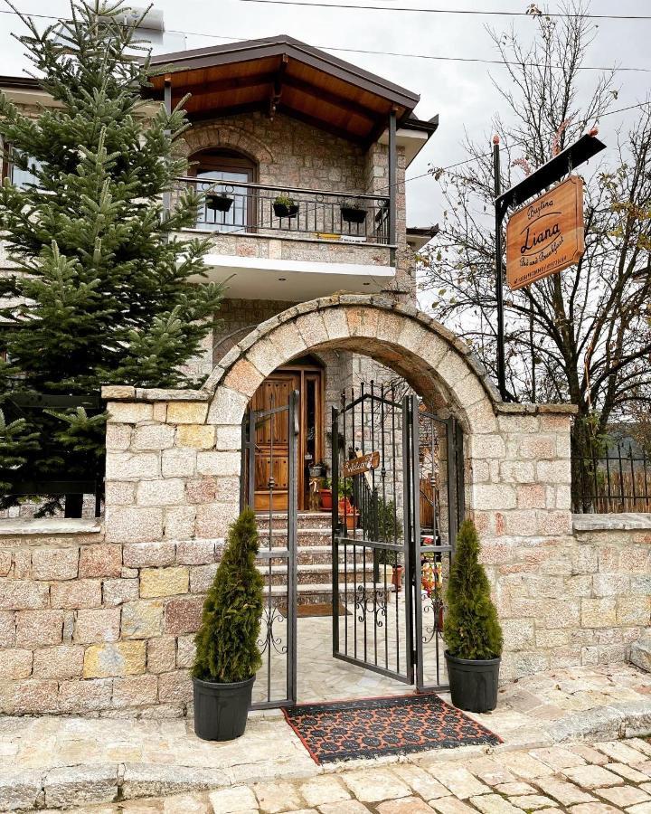 מלון Bujtina Liana Voskopojë מראה חיצוני תמונה